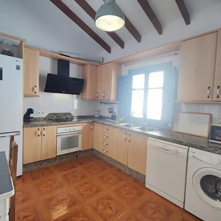 Casa Raquel Cómpeta