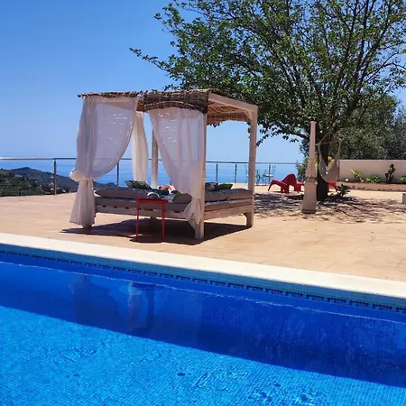 Casa Raquel *