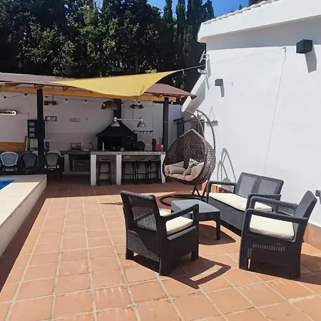 Casa Raquel *