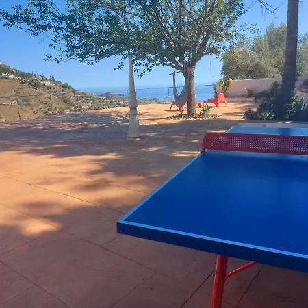 Casa Raquel Villa *