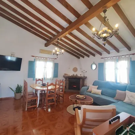Casa Raquel Cómpeta